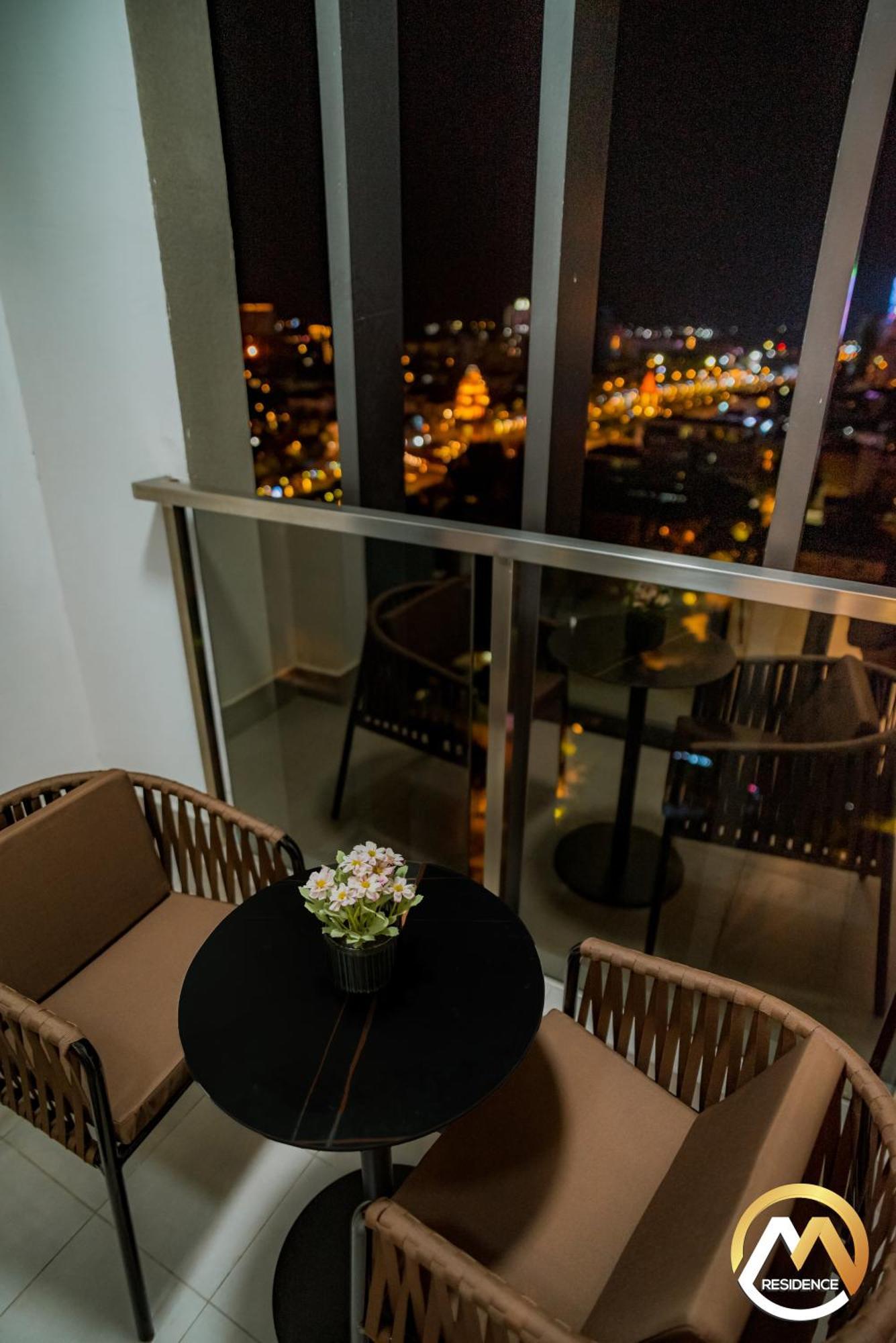 Hotel Serviced Apartments Top One Infinity Pool With View Of 360 Degree Phnom Penh Luaran gambar